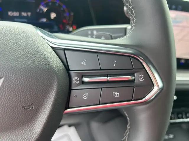 2026 Chevrolet Suburban LT, 4WD