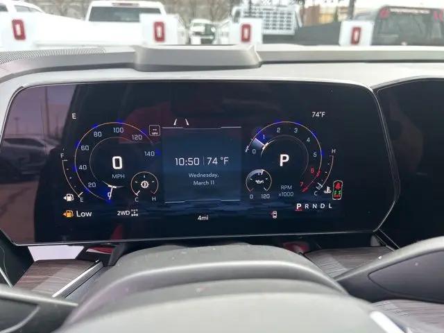2026 Chevrolet Suburban LT, 4WD