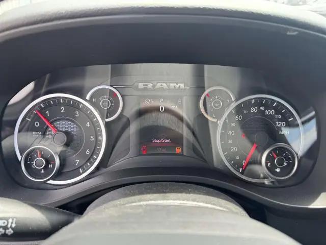 2026 Ram 1500 Big Horn Crew Cab 4x4 57 Box