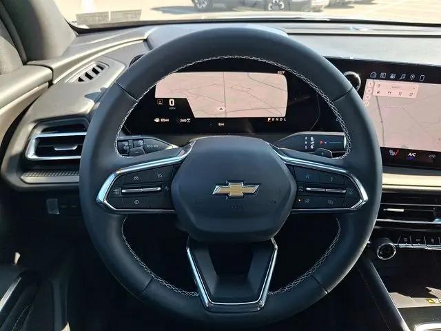 2026 Chevrolet Traverse AWD LT