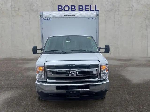 2026 Ford E-350 Cutaway E-Series Cutaway