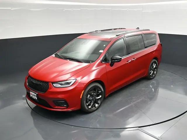 2026 Chrysler Pacifica Limited
