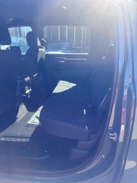 2026 Ram 1500 Big Horn Crew Cab 4x4 64 Box