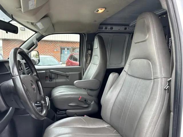 2023 GMC Savana Cargo RWD 2500 Regular Wheelbase Work Van