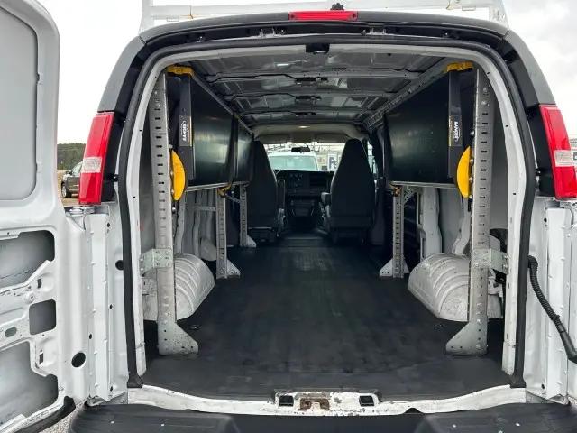 2023 GMC Savana Cargo RWD 2500 Regular Wheelbase Work Van