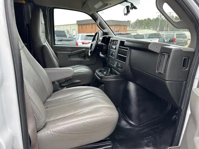 2023 GMC Savana Cargo RWD 2500 Regular Wheelbase Work Van
