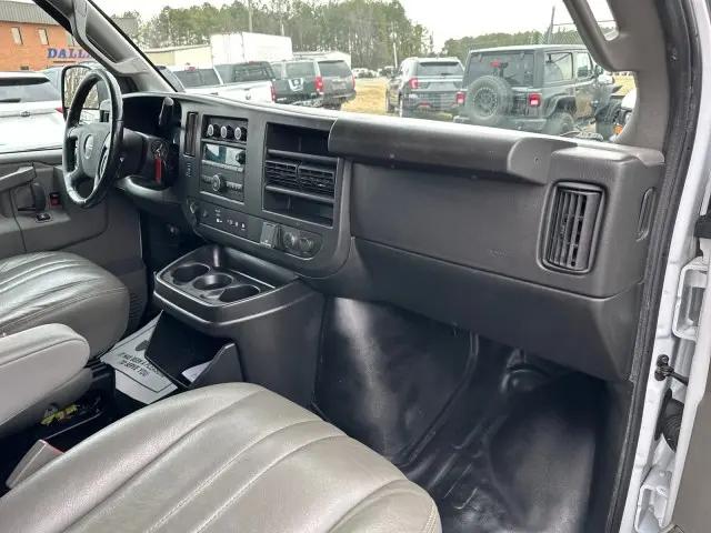 2023 GMC Savana Cargo RWD 2500 Regular Wheelbase Work Van