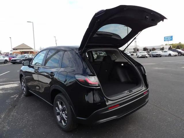 2026 Honda HR-V AWD LX