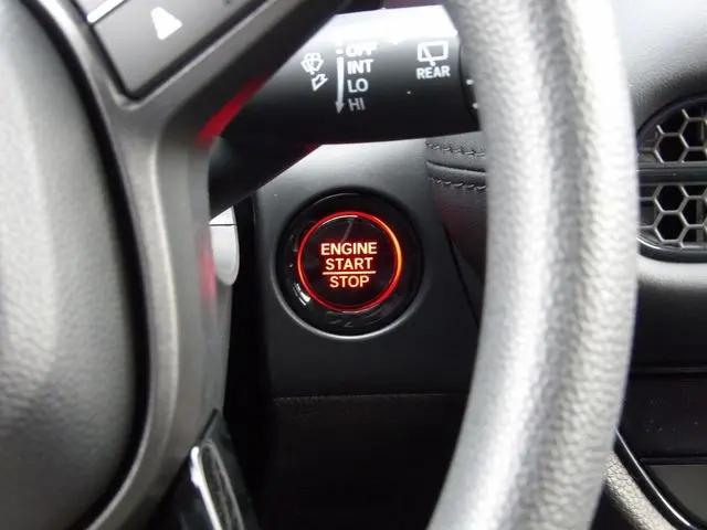 2026 Honda HR-V AWD LX