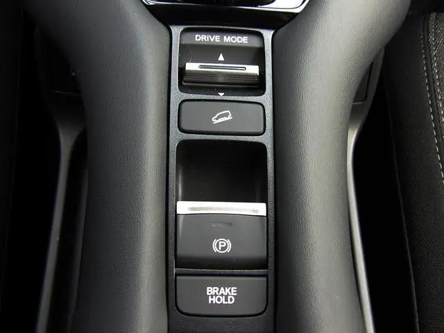 2026 Honda HR-V AWD LX
