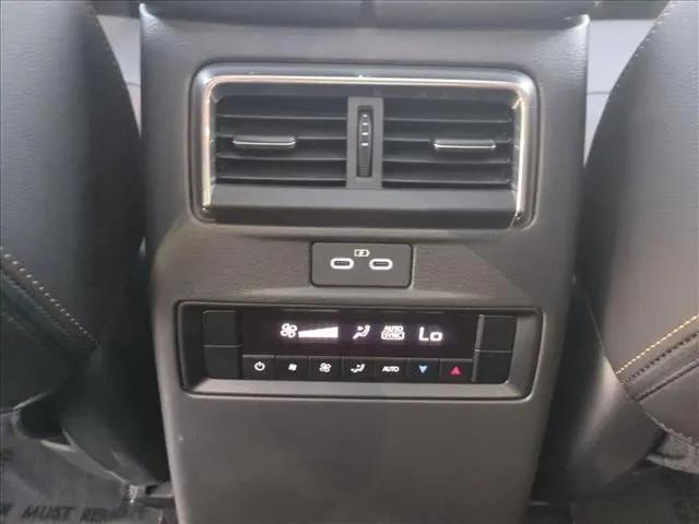 2025 Mazda CX-70 Premium Package