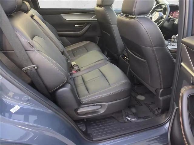 2025 Mazda CX-70 Premium Package