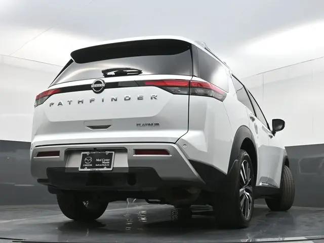 2025 Nissan Pathfinder Platinum FWD