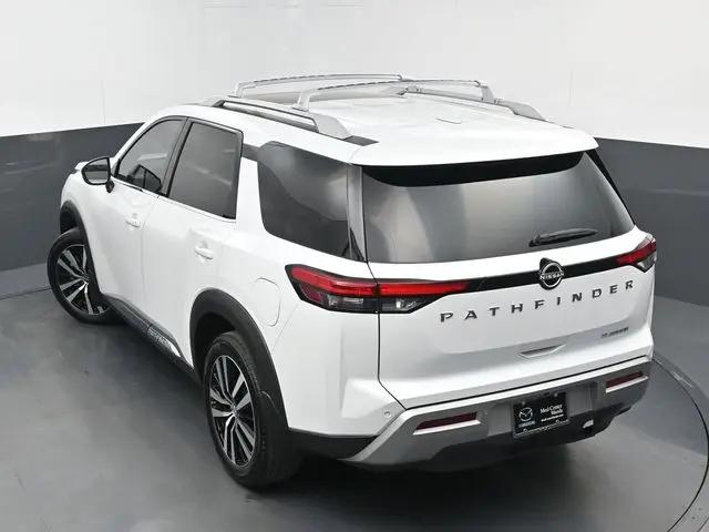 2025 Nissan Pathfinder Platinum FWD