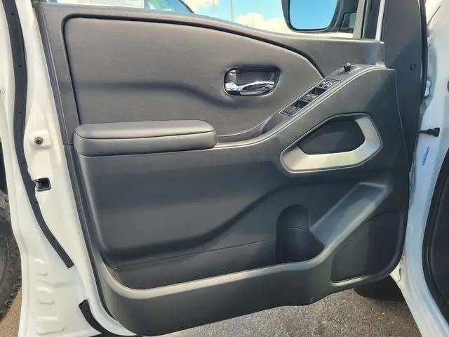 2026 Nissan Frontier Crew Cab SV 4x4