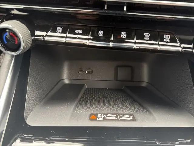 2026 Chevrolet Traverse FWD High Country