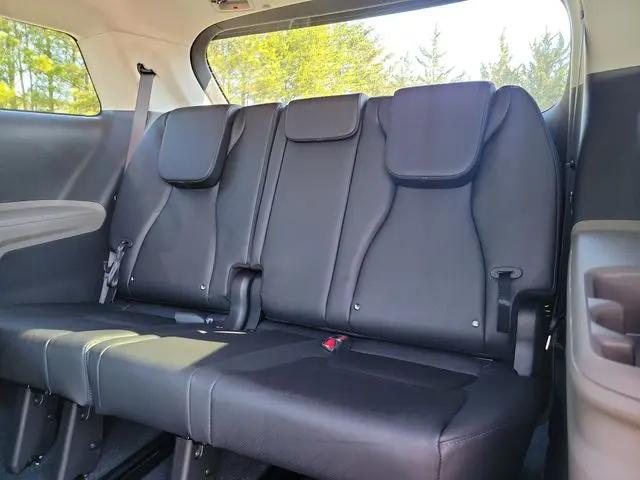 2026 Kia Carnival MPV LXS