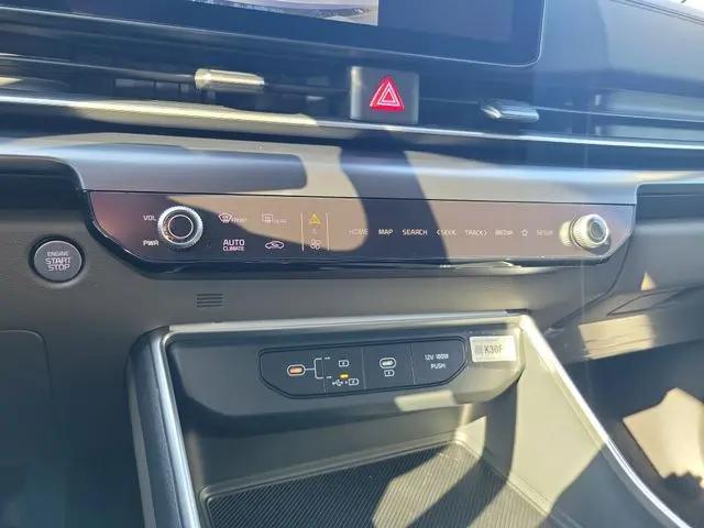 2026 Kia Carnival MPV LXS
