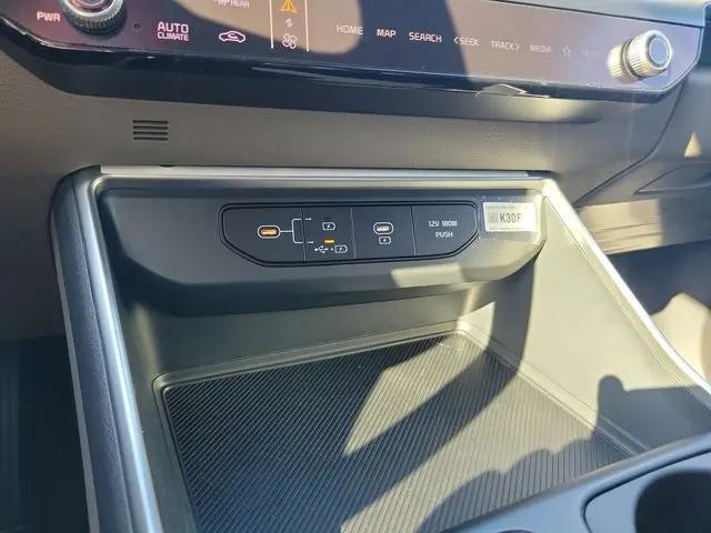 2026 Kia Carnival MPV LXS