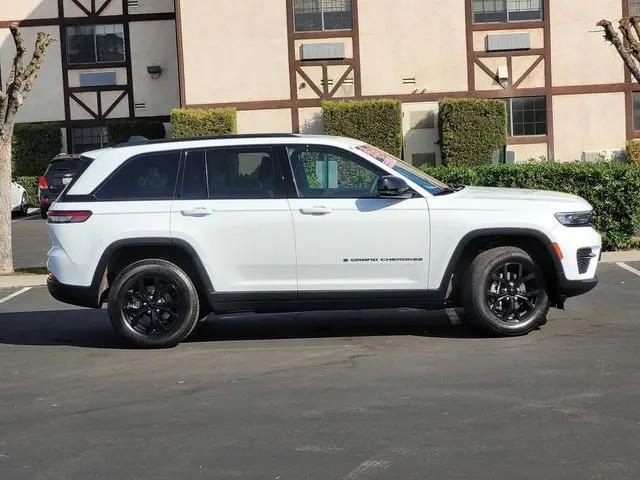 2024 Jeep Grand Cherokee Altitude 4x4
