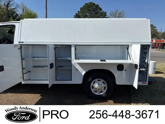 2026 Ford E-350 Cutaway E-Series Cutaway