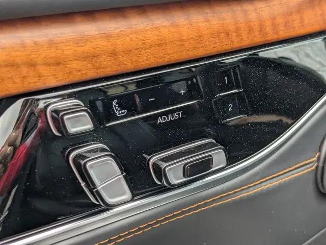 2022 Jeep Grand Wagoneer Series III 4x4
