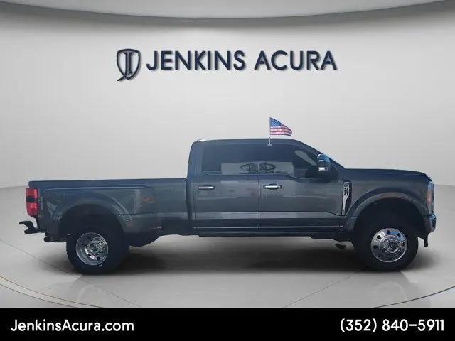 2023 Ford F-450 LARIAT
