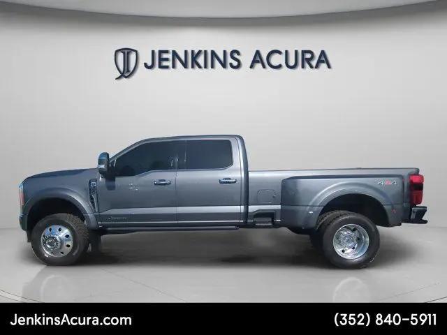 2023 Ford F-450 LARIAT