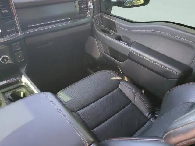 2023 Ford F-450 LARIAT