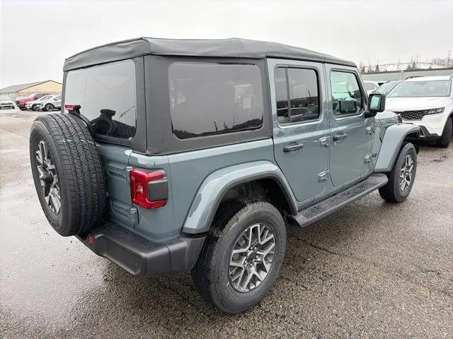2026 Jeep Wrangler 4-Door Sahara 4x4
