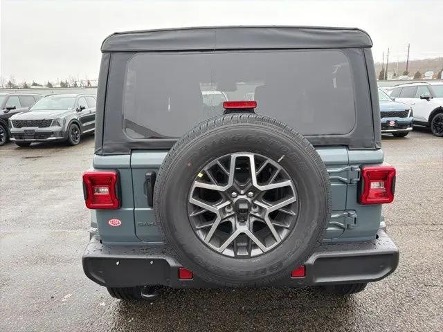 2026 Jeep Wrangler 4-Door Sahara 4x4