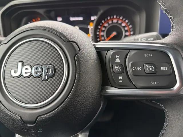 2026 Jeep Wrangler 4-Door Sahara 4x4