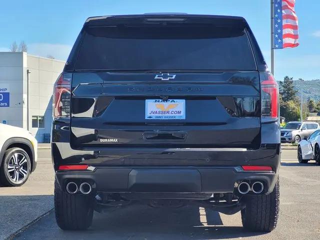 2025 Chevrolet Suburban 4WD Z71
