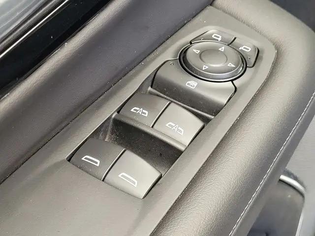 2025 Chevrolet Suburban 4WD Z71