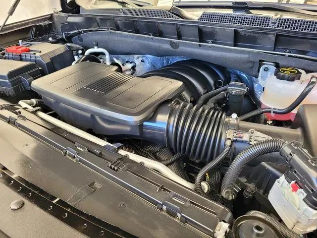 2025 Chevrolet Suburban 4WD Z71