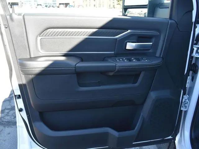 2026 Ram 3500 Big Horn Crew Cab 4x4 6'4" Box