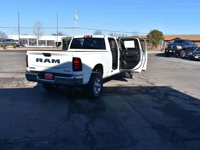 2026 Ram 3500 Big Horn Crew Cab 4x4 6'4" Box