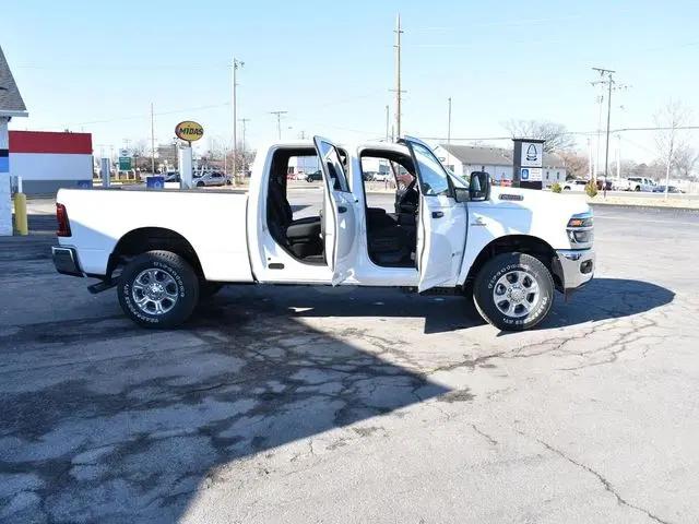 2026 Ram 3500 Big Horn Crew Cab 4x4 6'4" Box