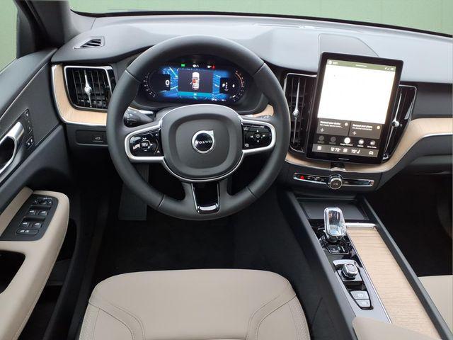 2026 Volvo XC60 B5 Core