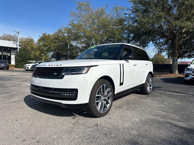 2025 Land Rover Range Rover P550e SE