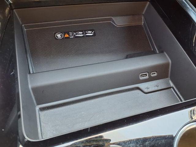 2025 Chevrolet Tahoe 4WD LT
