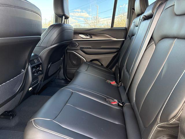 2026 Jeep Grand Cherokee Limited 4x4