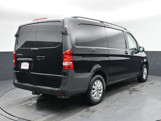 2022 Mercedes-Benz Metris Standard Roof 126" Wheelbase