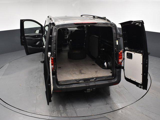 2022 Mercedes-Benz Metris Standard Roof 126" Wheelbase