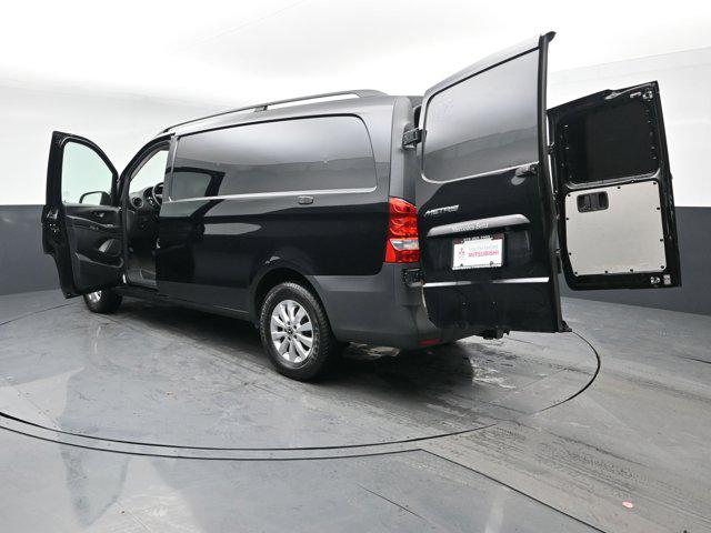 2022 Mercedes-Benz Metris Standard Roof 126" Wheelbase