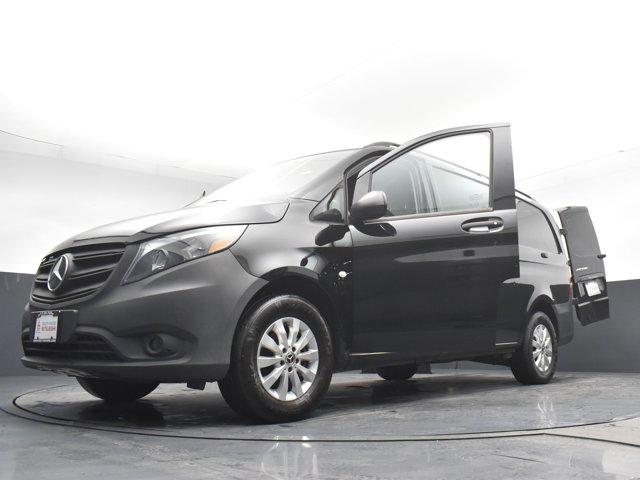 2022 Mercedes-Benz Metris Standard Roof 126" Wheelbase