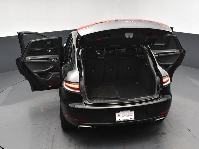 2019 Porsche Macan AWD