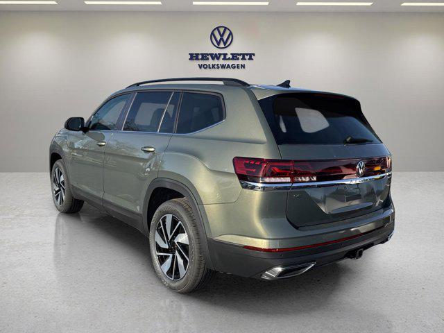 2026 Volkswagen Atlas SE with Technology