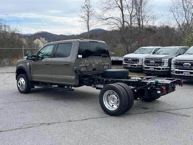 2026 Ford F-550 LARIAT