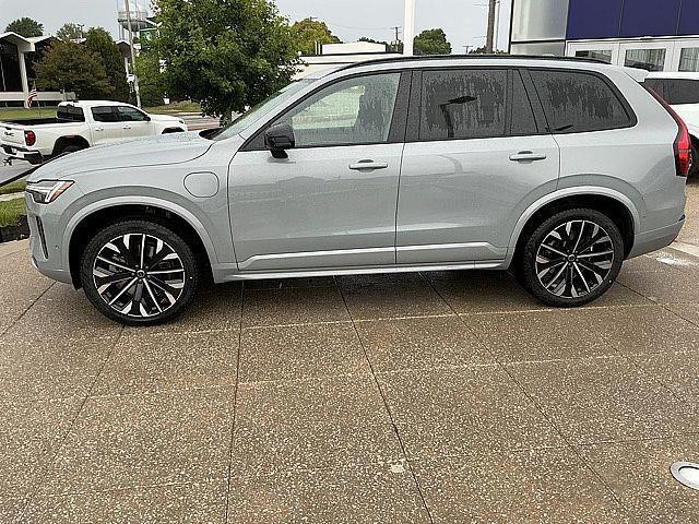 2026 Volvo XC90 Plug-In Hybrid Ultra Dark Theme, T8 AWD, Electric/Gasoline, 7 Seats